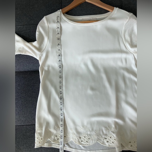 LOFT Off White Mixed Fabric Long Sleeve Scalloped Hem Blouse Size S - Picture 7 of 9